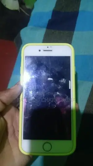 Apple iPhone 7 (Used)