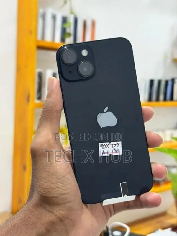 Apple iPhone 14 256GB (Used)