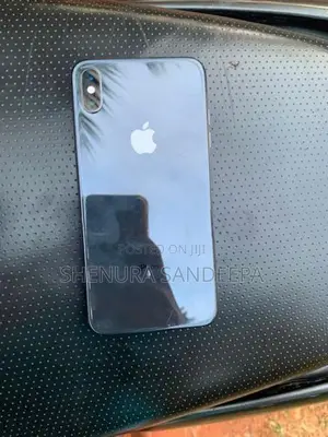 Apple iPhone XS Max (Used)