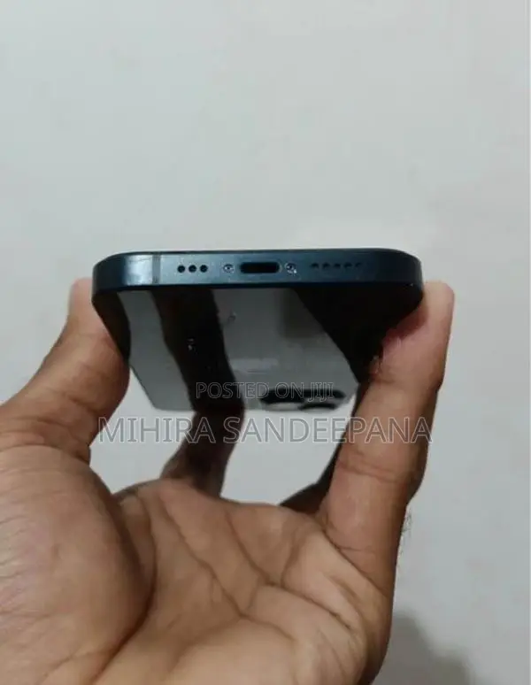 Apple iPhone 13 128GB (Used)