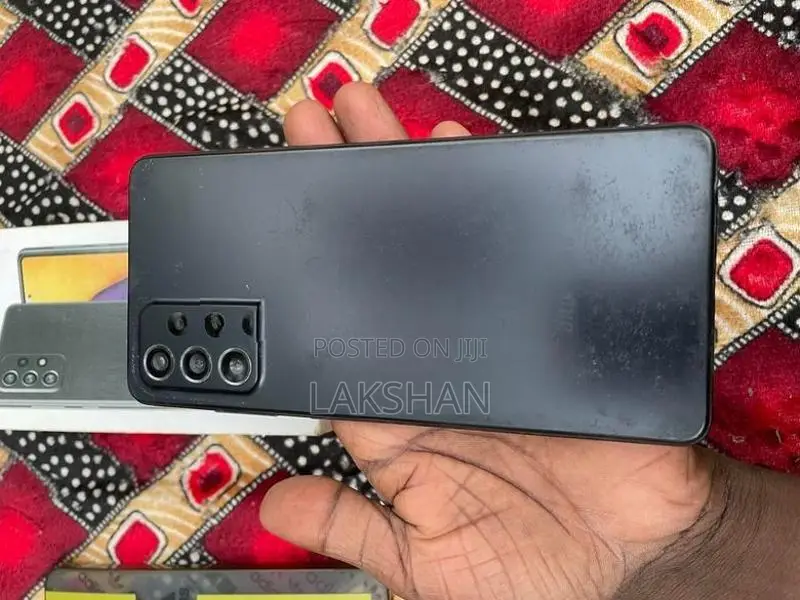 Samsung Galaxy A72 256GB (Used)