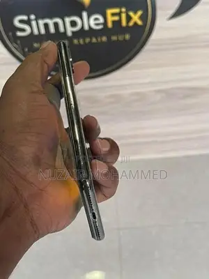 Apple iPhone X (Used)