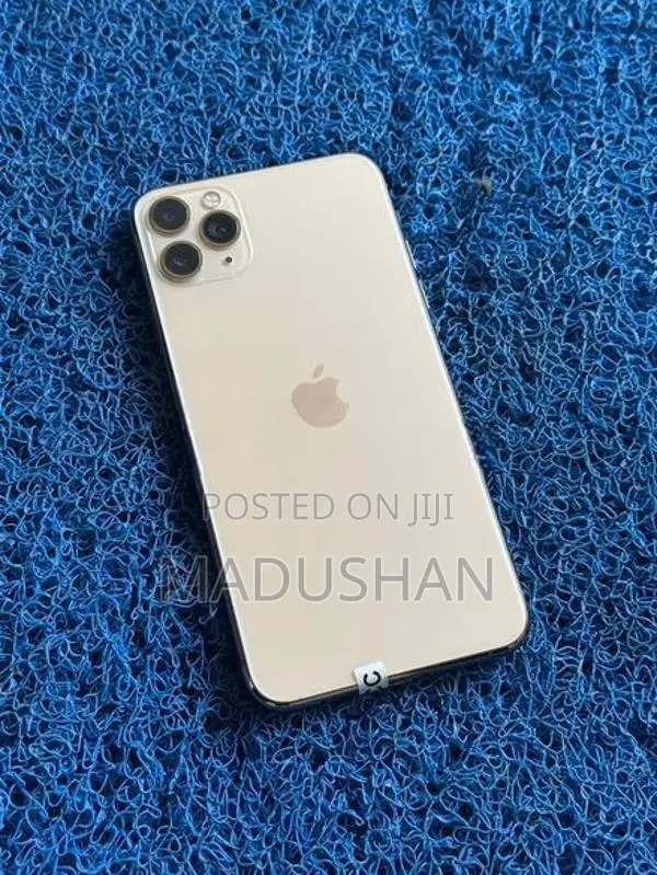 Apple iPhone 11 Pro Max (Used)
