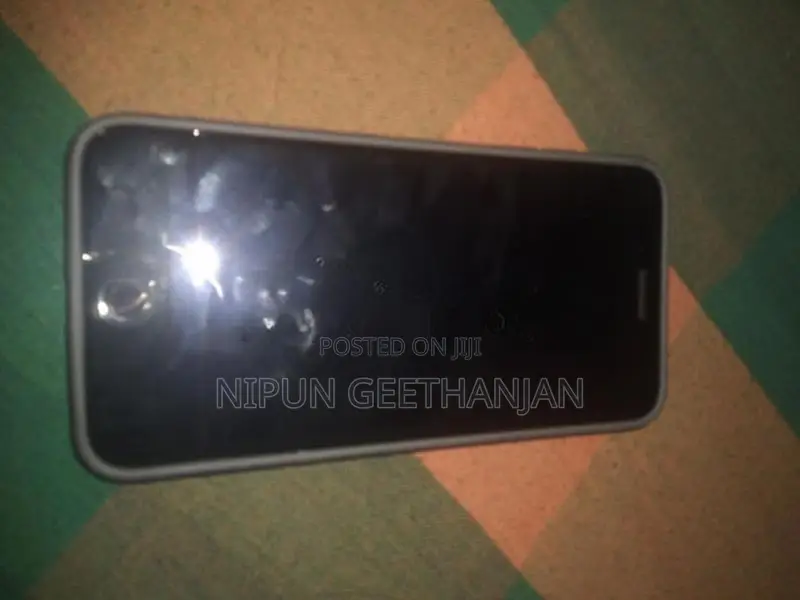 Apple iPhone 8 Plus (Used)
