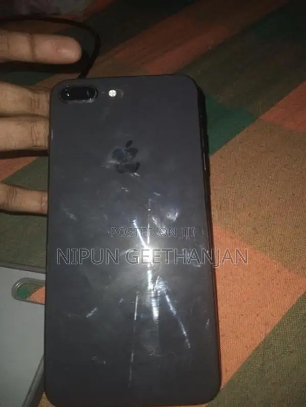 Apple iPhone 8 Plus (Used)