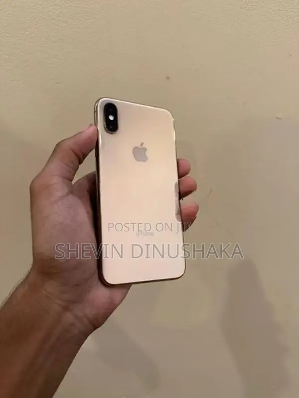 Apple iPhone XS (Used)