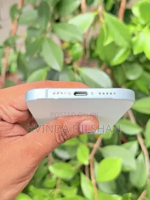 Apple iPhone 15 (Used)