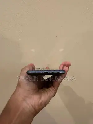 Apple iPhone 11 (Used)