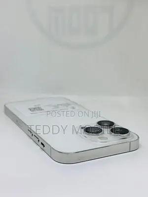 Apple iPhone 14 Pro (Used)
