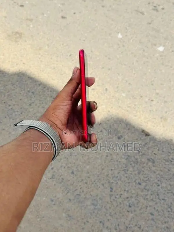 Apple iPhone 11 (Used)