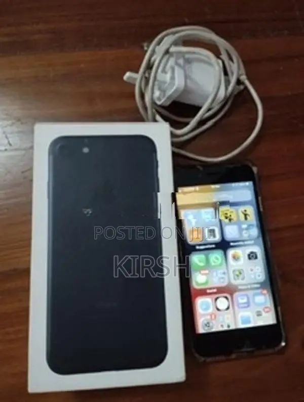 Apple iPhone 7 (Used)