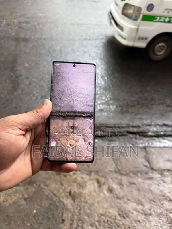 Vivo v29 pro (Used)