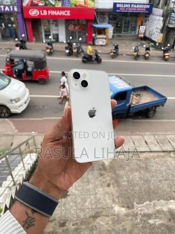 Apple iPhone 13 128GB (Used)