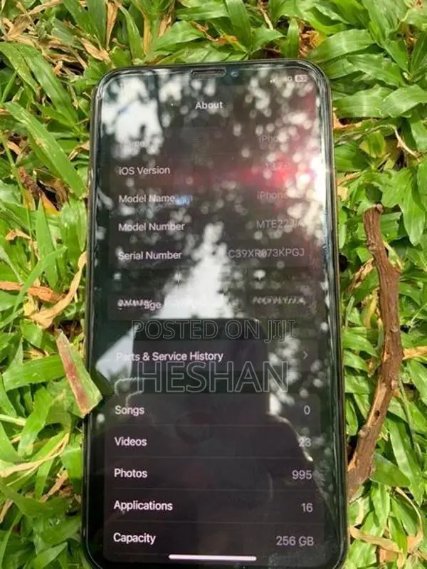 Apple iPhone XS (Used)