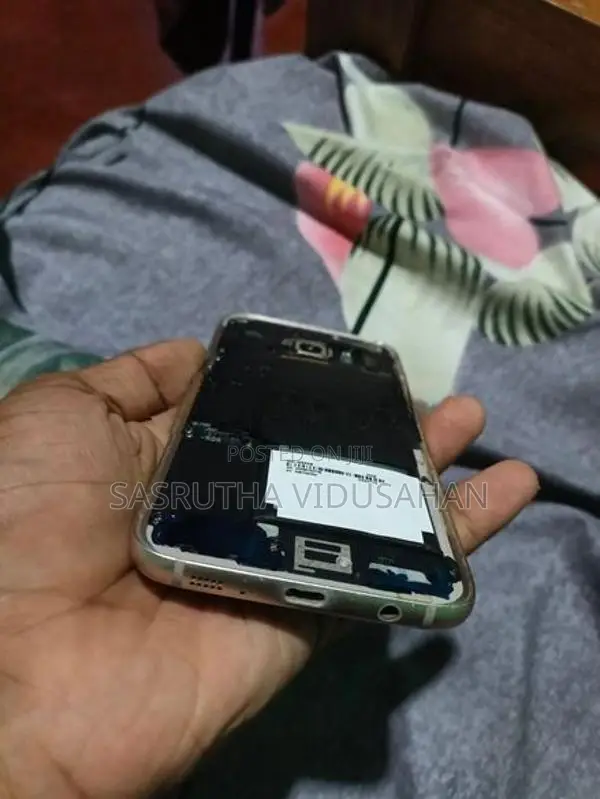 Samsung Galaxy S7 Edge (Used)