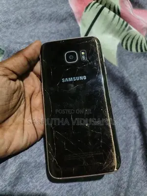 Samsung Galaxy S7 Edge (Used)