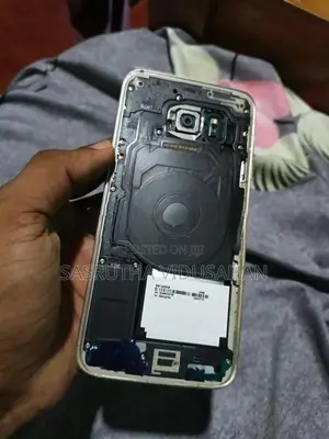Samsung Galaxy S7 Edge (Used)