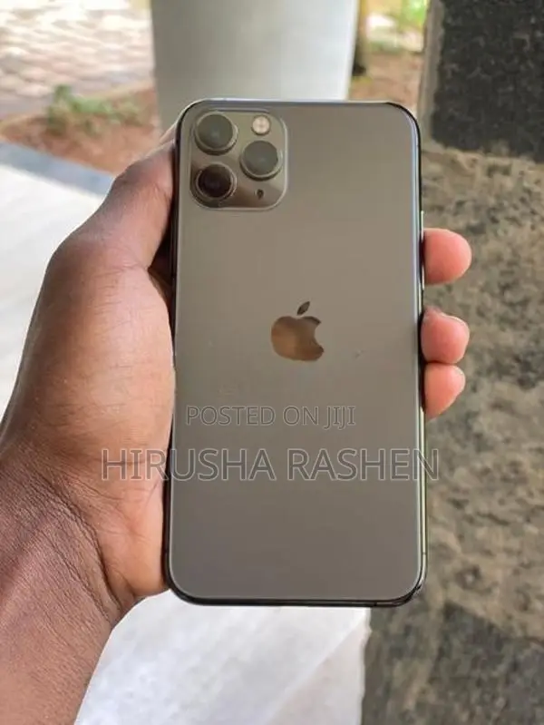 Apple iPhone 11 Pro (Used)
