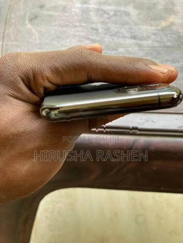 Apple iPhone 11 Pro (Used)