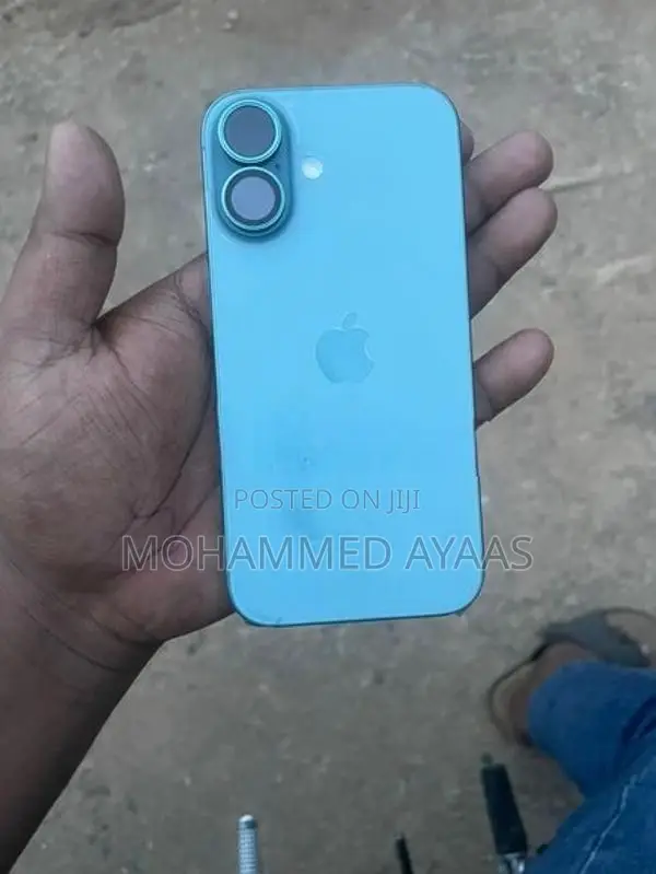 Apple iPhone 16 (Used)