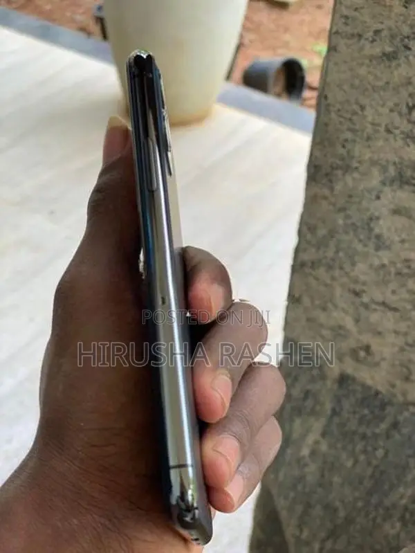 Apple iPhone 11 Pro (Used)