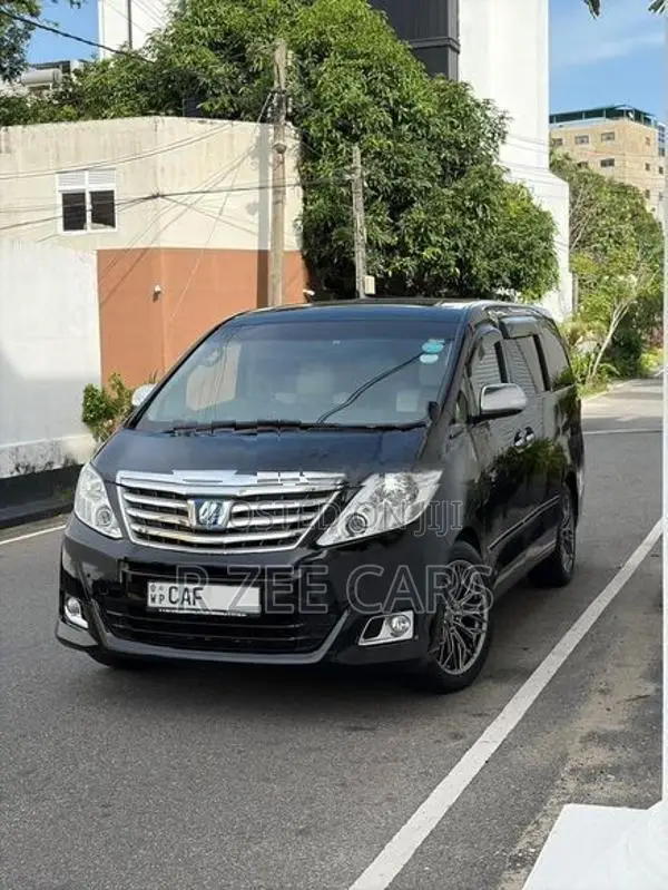 Toyota Alphard Executive Lounge 2014