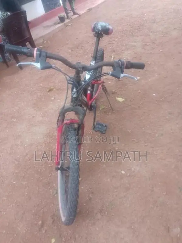 lumala bicycle . for money මිල ගනන් කතා කර ගත හැක