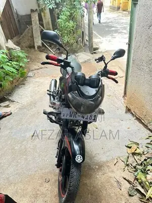 Bajaj Discover 150 2012