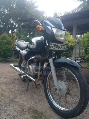 Bajaj CT100 2013