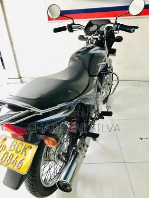 Bajaj CT100 BCK 2015