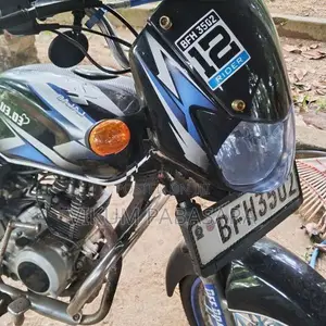 Bajaj CT100 2017