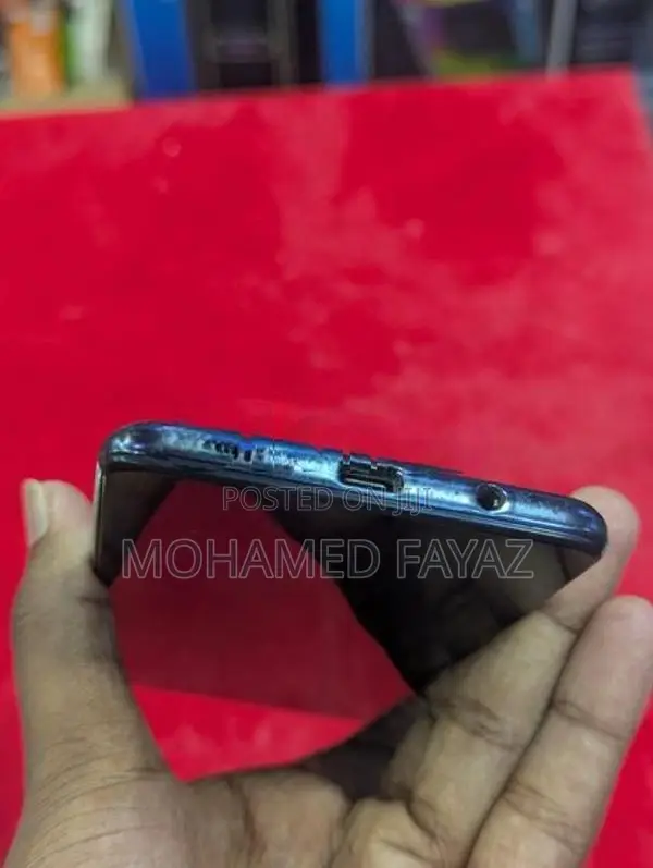 Samsung Galaxy A71 (Used)