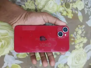Apple iPhone 13 Red (Used)
