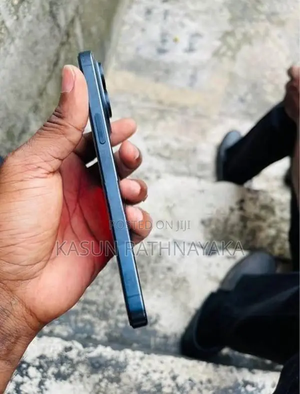 Apple iPhone 15 Pro Max (Used)