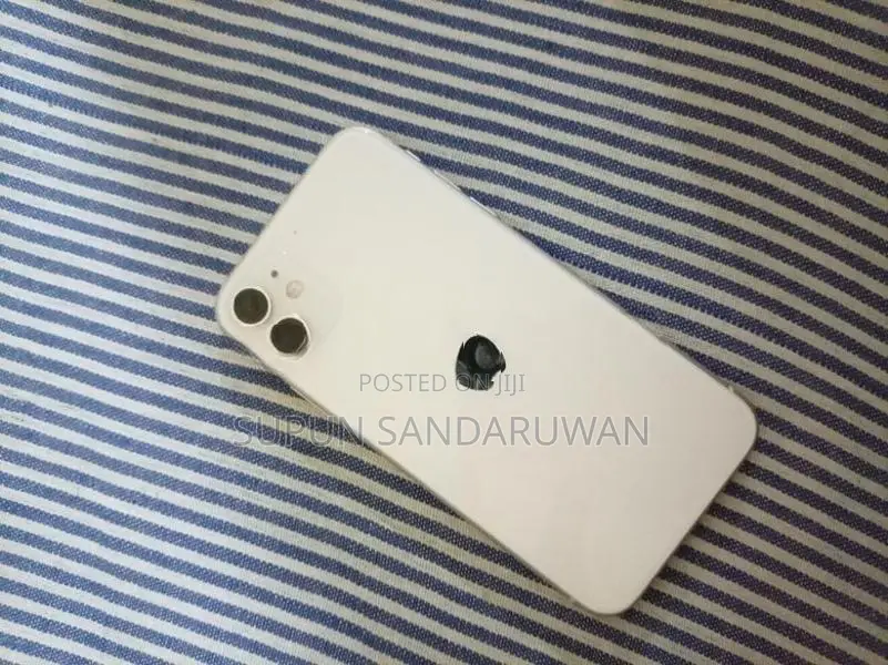 Apple iPhone 11 (Used)