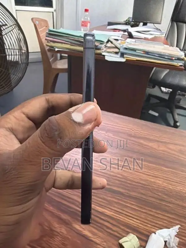 Samsung Galaxy S23 (Used)