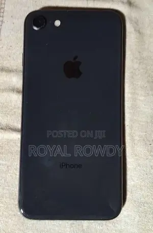 Apple iPhone 8 (Used)