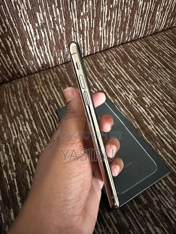 Apple iPhone 11 Pro (Used)