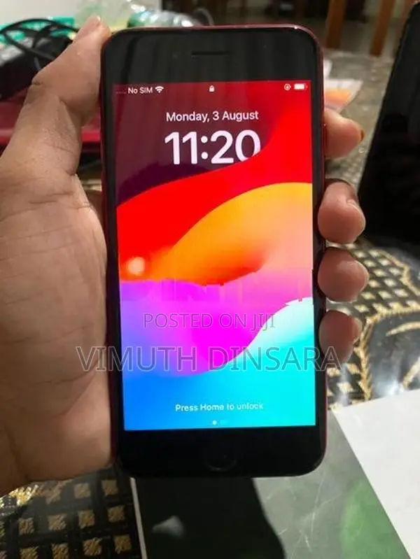 Apple iPhone SE 2 (Used)