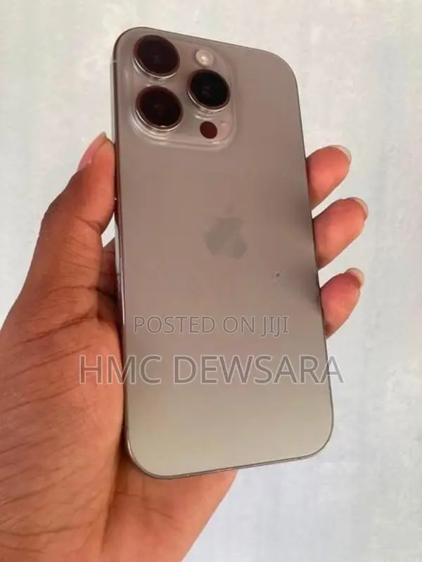 Apple iPhone 16 Pro I phone (Used)