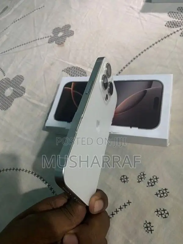 Apple iPhone 15 Pro I phone (Used)