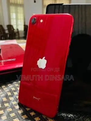 Apple iPhone SE 2 (Used)