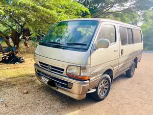 Toyota Hiace LH102 1990 Van (Used)
