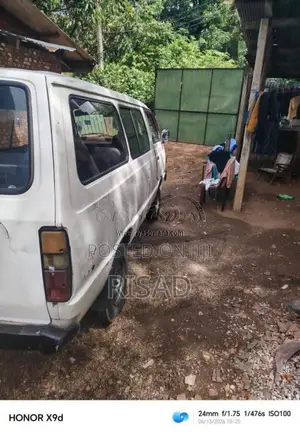 Toyota LiteAce Cm20 1983 Van (Used)