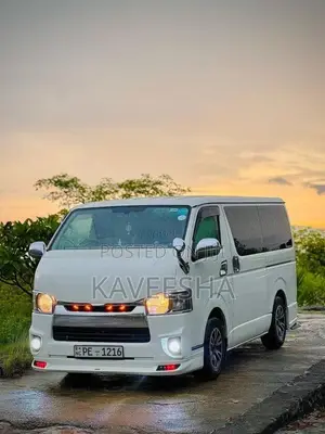 Toyota KDH 2008 Van (Used)