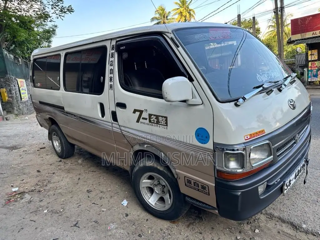 Toyota HIACE 1990 Van (Used)