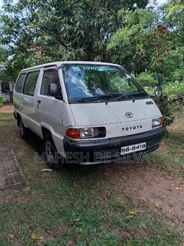 Toyota CR27 1989 Van (Used)