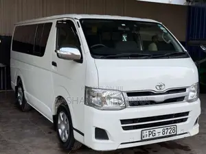 Toyota KDH 2012 Van (Used)