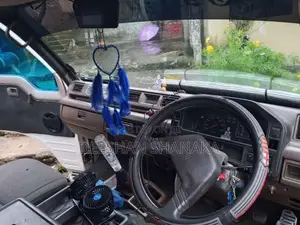 Isuzu Fargo 1993 Van (Used)