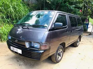 Toyota CR36 1994 Van (Used)